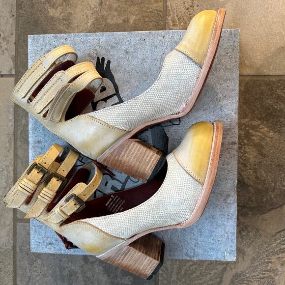Freebird Yellow Snake Bonnie sz 9 - Picture 1 of 6